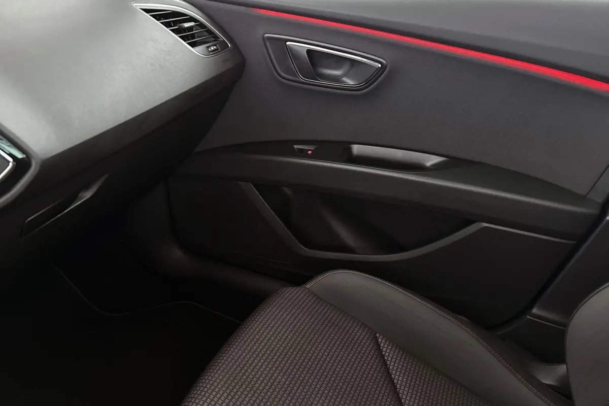1.5 TSI FR Business Intense Panoramadak Virtual Cockpit