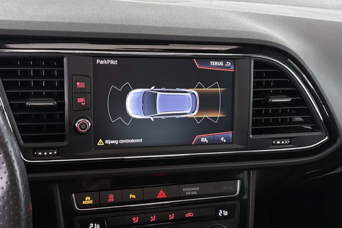 1.5 TSI FR Business Intense Panoramadak Virtual Cockpit