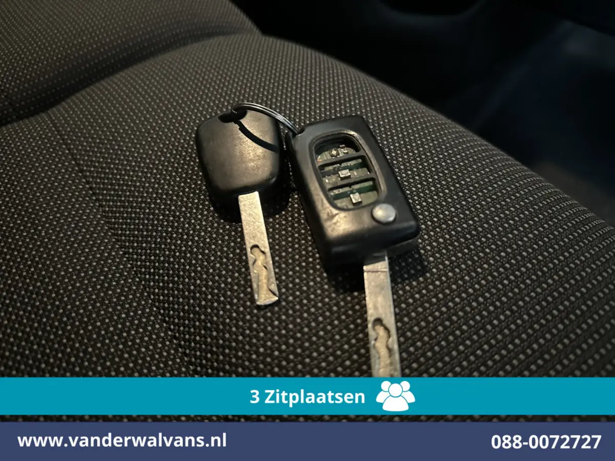1.6 BlueHDI L1H1 Euro6 Airco | 3-Zits | Apple Carplay | Cruisecontrol | Imperiaal Trekhaak, Parkeersensoren, Bijrijdersbank, Zijdeur