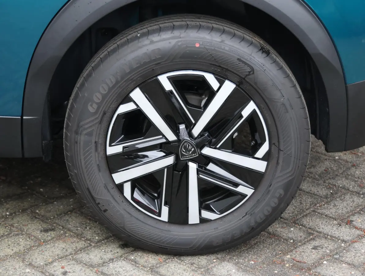 1.2 Hybrid 145 Business | Navigatie | Achteruitrij Camera | Climate Control | CarPlay / AndroidAuto | Cruise Control