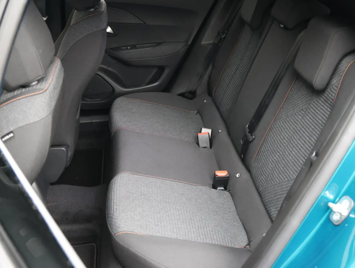 1.2 Hybrid 145 Business | Navigatie | Achteruitrij Camera | Climate Control | CarPlay / AndroidAuto | Cruise Control