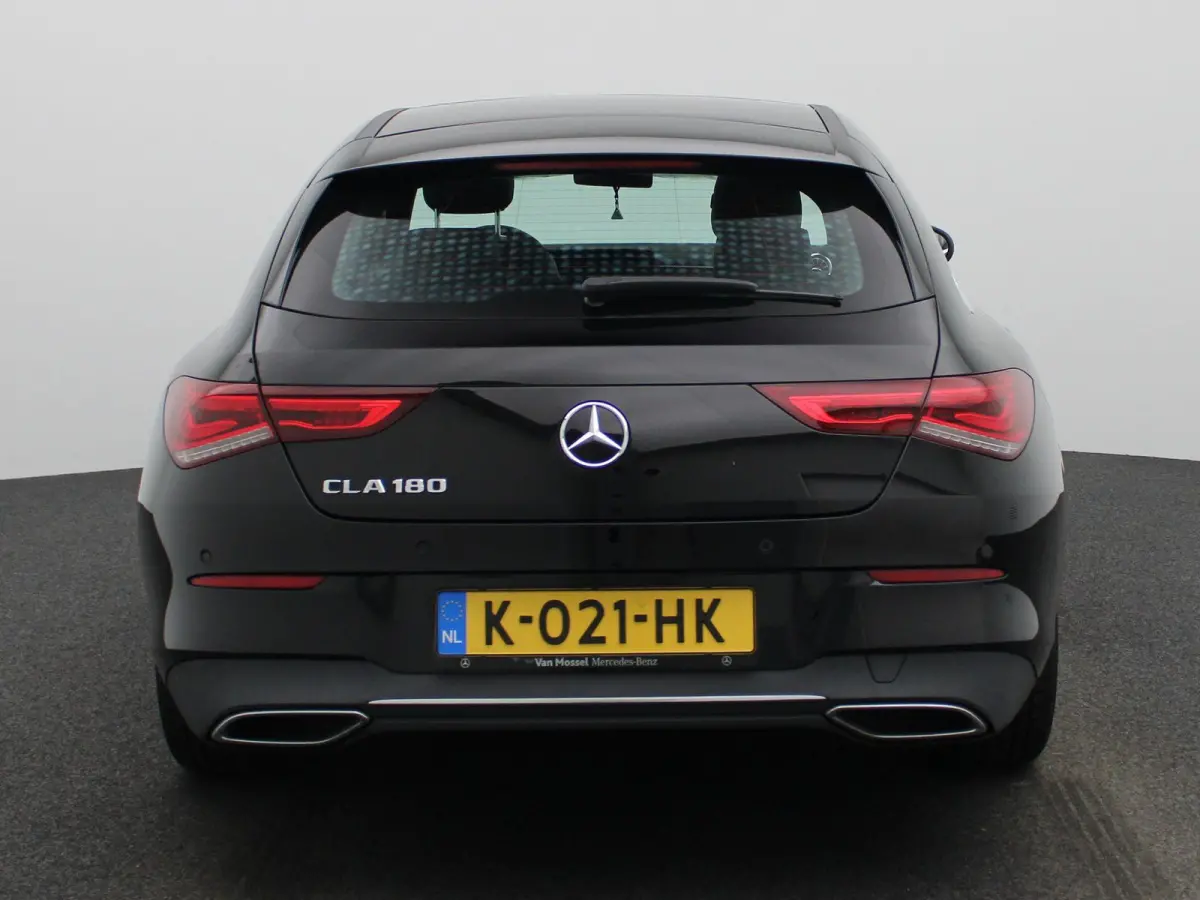 180 Business Solution Luxury | Panoramadak | Camera | Automaat | Memory stoel | Leder |