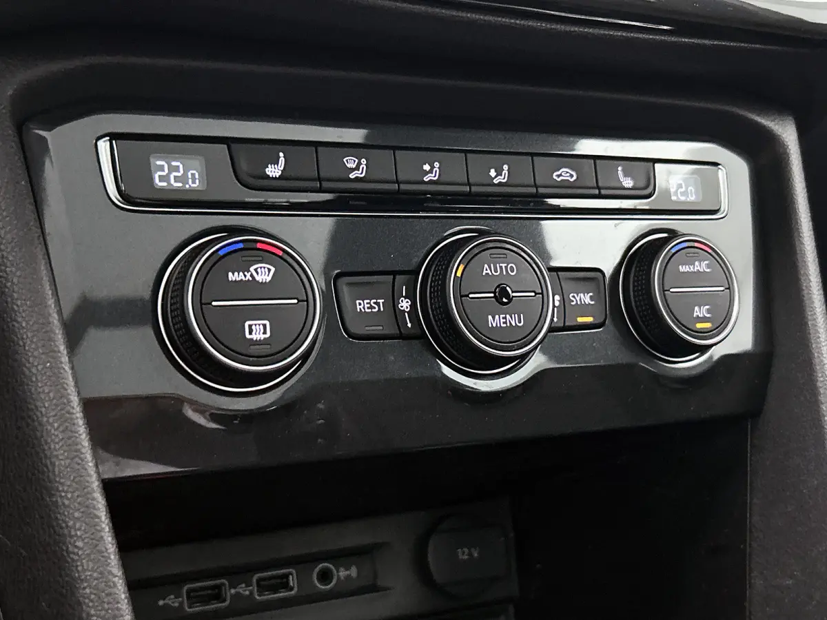 2.0 TSI 190PK 4DRIVE Xcellence 7Pers. | 360 CAMERA | PANORAMADAK | WINTERPACK | 2400KG TREKGEWICHT | NAVI | TREKHAAK WEGKLAPB.