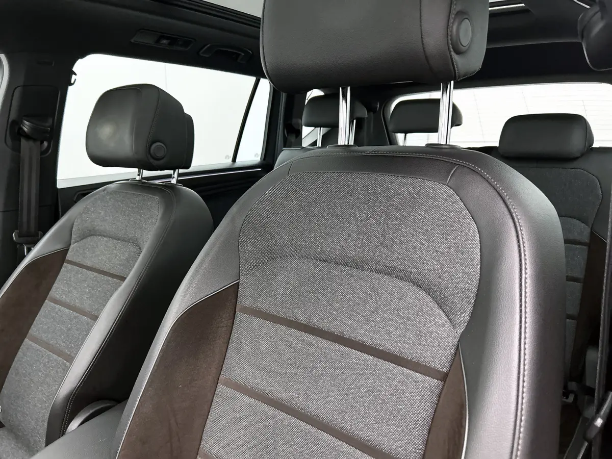 2.0 TSI 190PK 4DRIVE Xcellence 7Pers. | 360 CAMERA | PANORAMADAK | WINTERPACK | 2400KG TREKGEWICHT | NAVI | TREKHAAK WEGKLAPB.