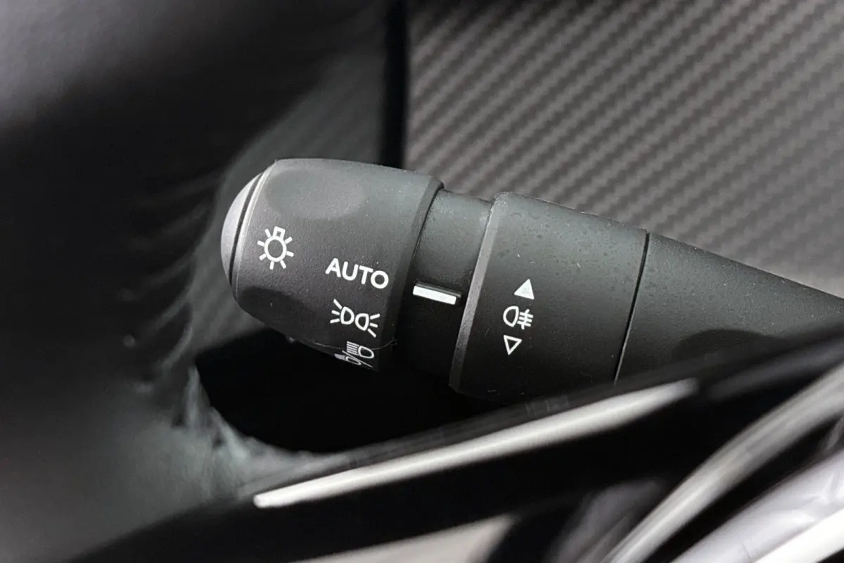 1.2 PureTech 75 Style Navigatie Parkeersensoren Airco Cruise Control