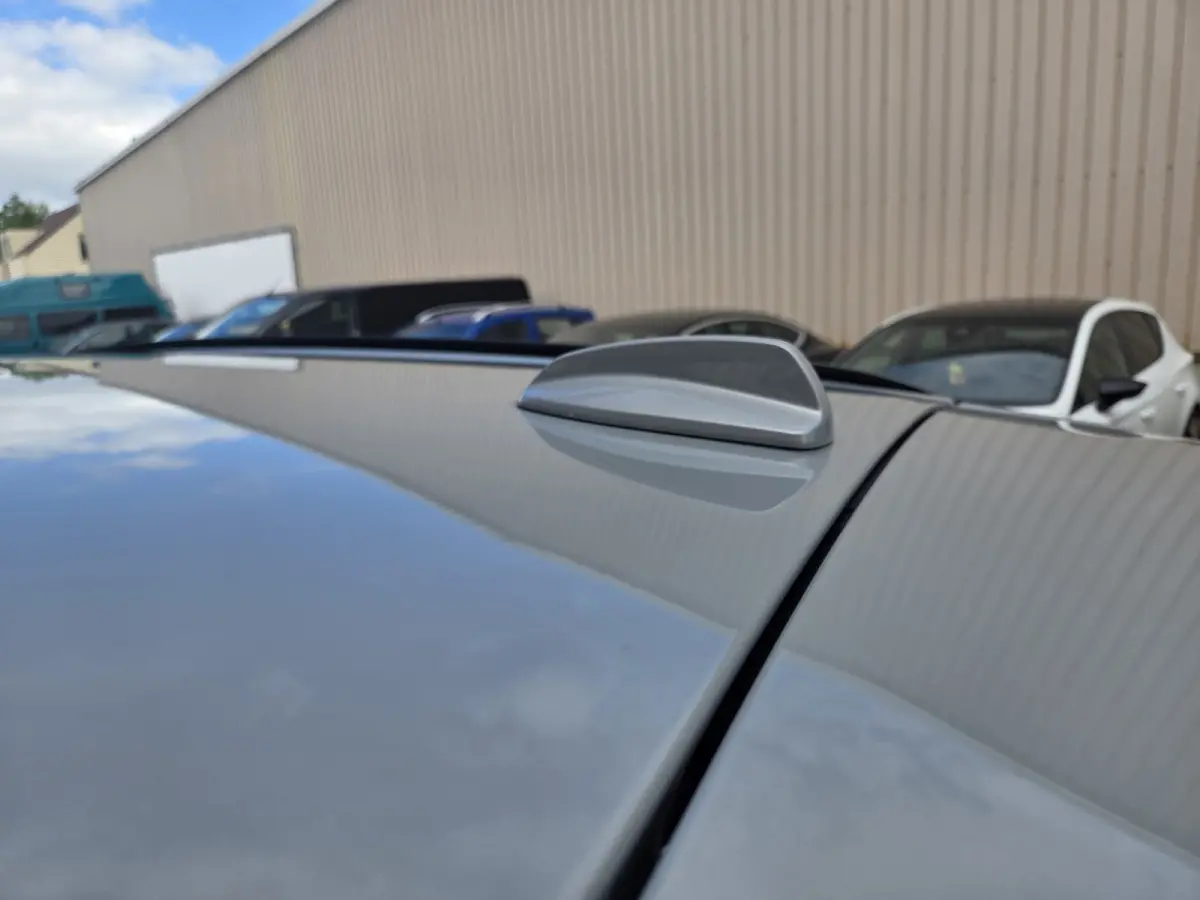 Mild Hybrid B4 Ultimate Bright Parkeersensoren V+A/ Elek. Achterklep/ Navigatie/ Cruise control/ Rijklaarprijs!