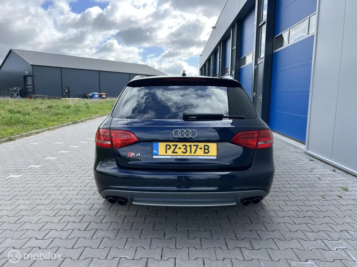 3.0 TFSI S4 quattro Pro Line