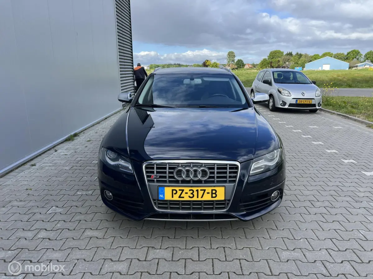 3.0 TFSI S4 quattro Pro Line