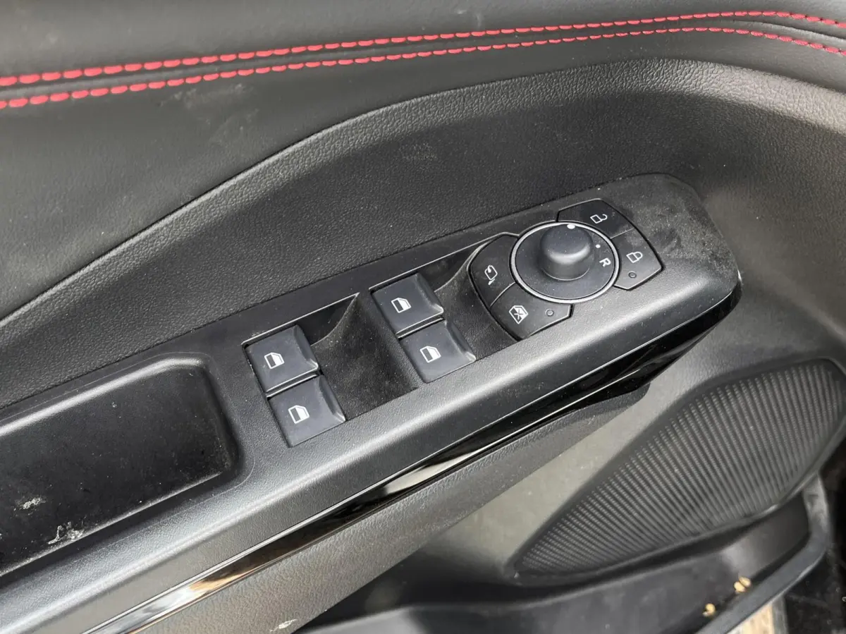 1.0 EcoBoost ST-Line X 155PK Automaat Afn. Trekhaak Panodak Winterpack Adaptieve Cruise 19" Velgen Camera B&O Keyless Matrix-LED Climate Privacy Glass *Full-Options*