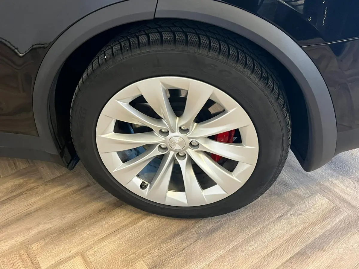 P90D Performance 7p.|INRUIL MOGELIJK|