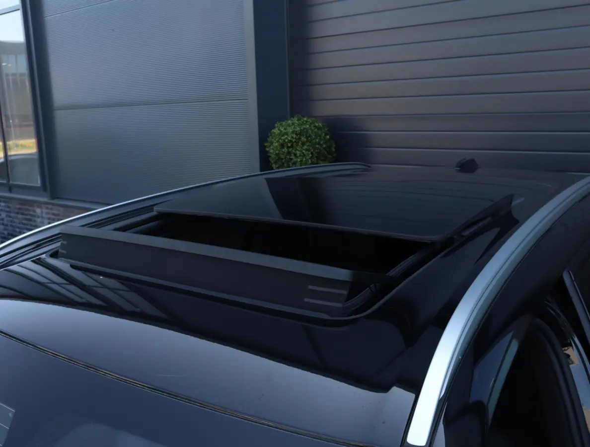 xDrive50e M-sport | Panoramadak | Comfortstoelen | H+K | Lazer | ACC | Stuurverwarming | 360