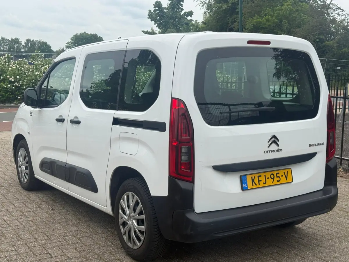 XL 1.2 PureTech Live Lane Assist Carplay Navi