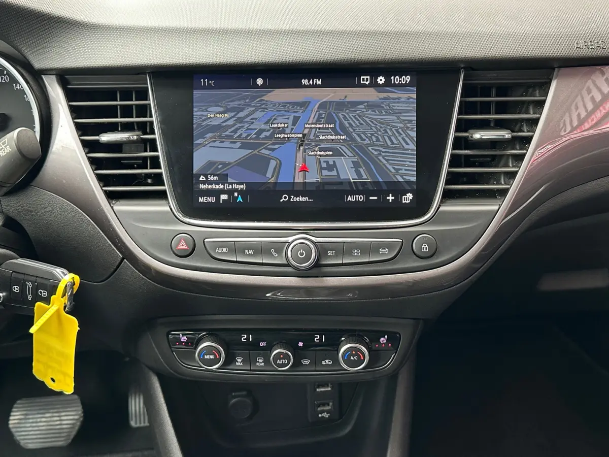1.2 Turbo Online Edition Automaat Navi Carplay