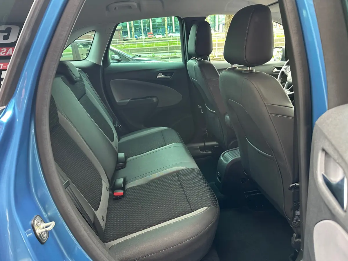 1.2 Turbo Online Edition Automaat Navi Carplay