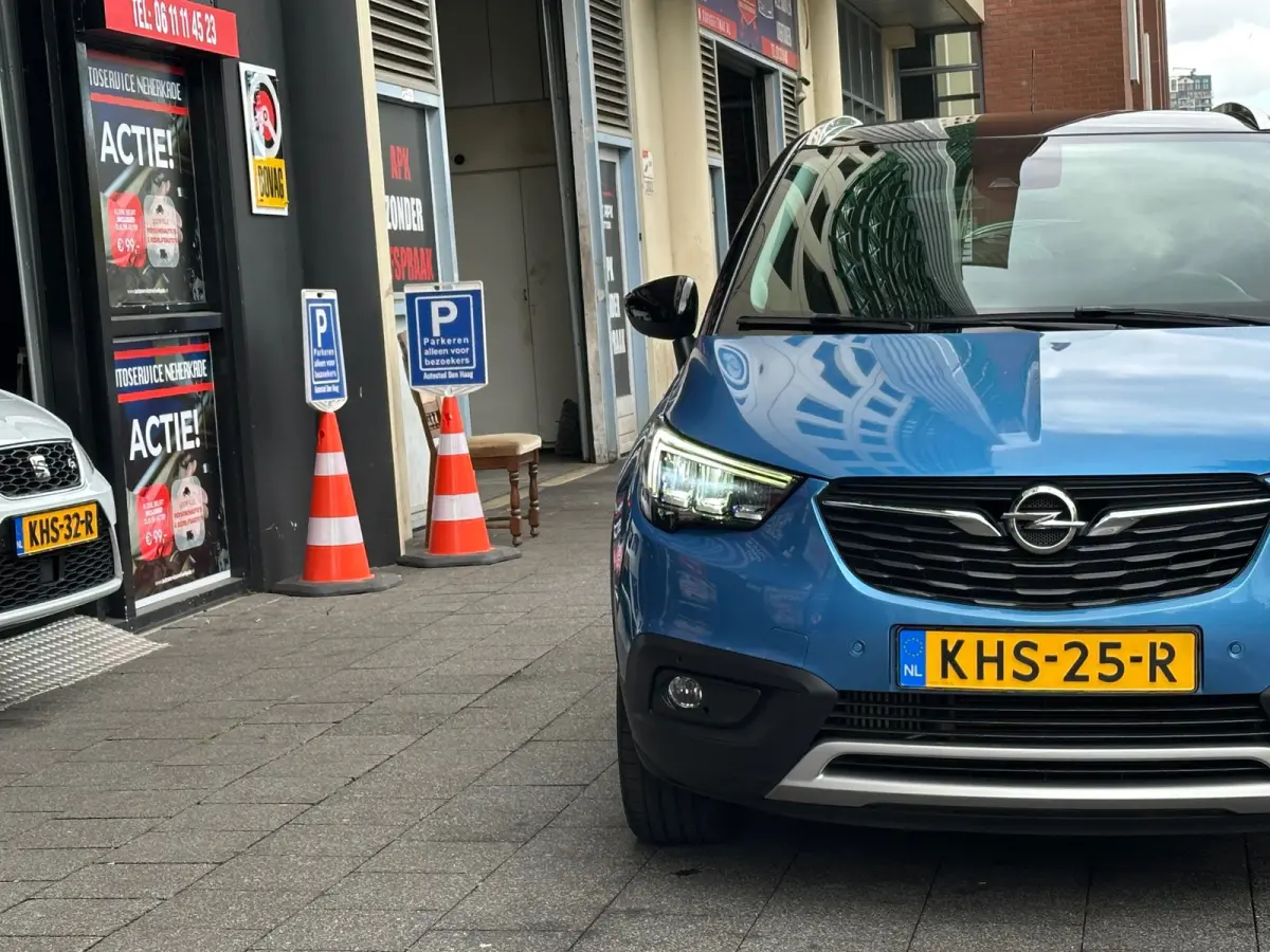 1.2 Turbo Online Edition Automaat Navi Carplay