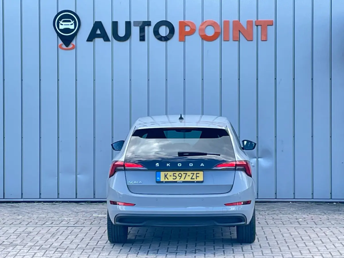 1.0 TSI Sport Business ORG NL 1E EIG DEALEROND|LED|CARPLAY|SPORTSTOELEN|DUALCLIMATE|PARK.ASSIST|BLUETOOTH|18''INCH|