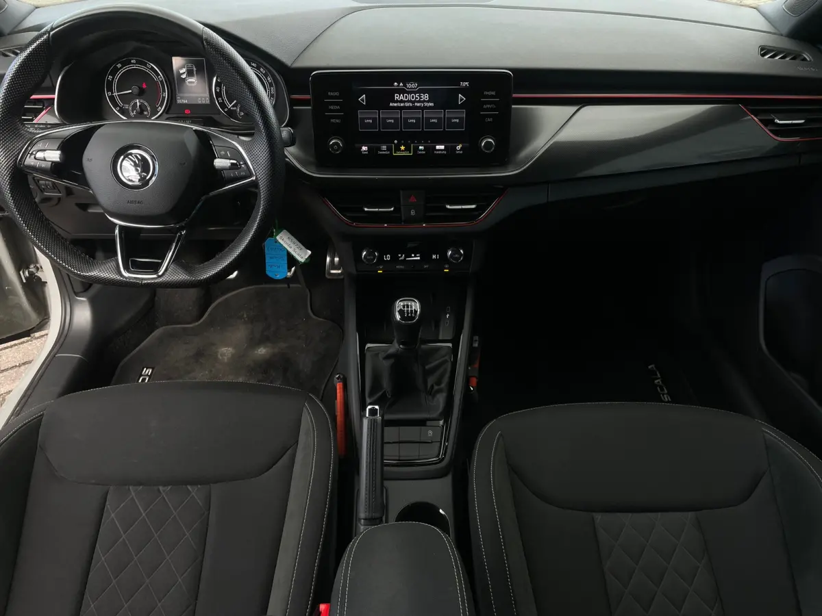 1.0 TSI Sport Business ORG NL 1E EIG DEALEROND|LED|CARPLAY|SPORTSTOELEN|DUALCLIMATE|PARK.ASSIST|BLUETOOTH|18''INCH|