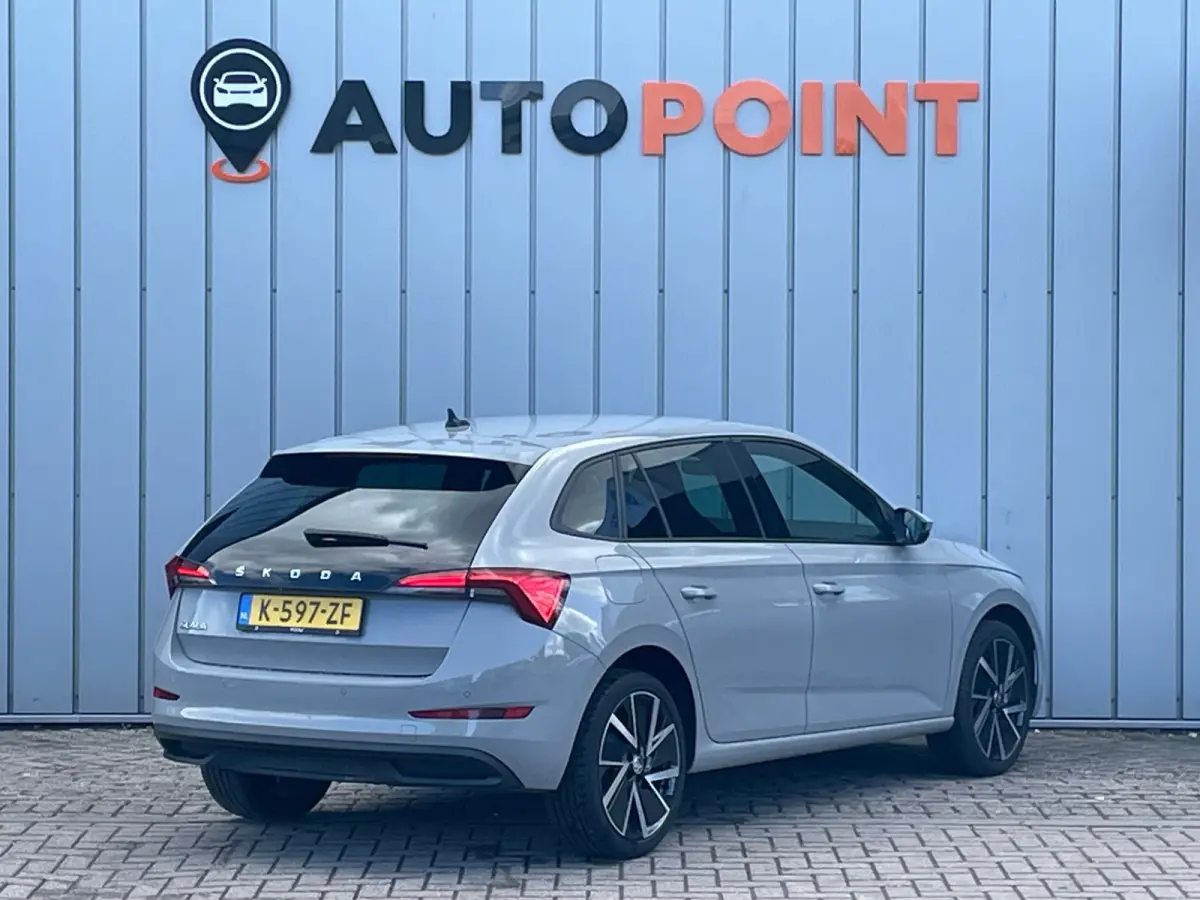 1.0 TSI Sport Business ORG NL 1E EIG DEALEROND|LED|CARPLAY|SPORTSTOELEN|DUALCLIMATE|PARK.ASSIST|BLUETOOTH|18''INCH|