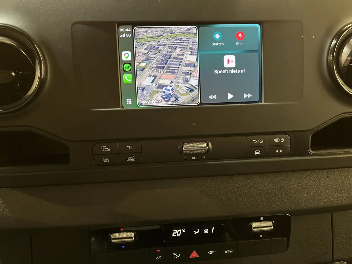316 CDI L3H2 RWD DC 5 pers. / Trekhaak 3.500 KG / Airco / Cruise Control / CarPlay / Camera / Navigatie / 63.500 KM !!