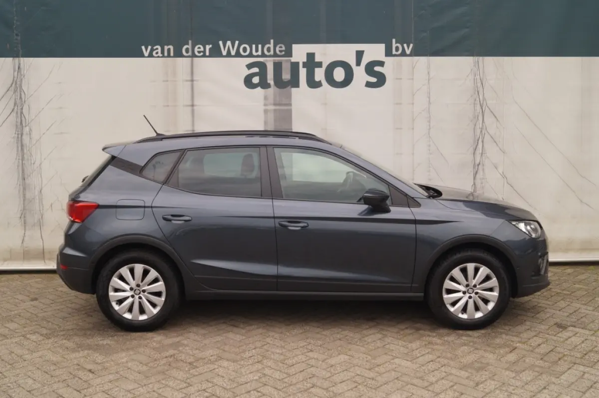 1.0 TSI Style Business Intense -ECC-NAVI-CAM-PDC-ACC-