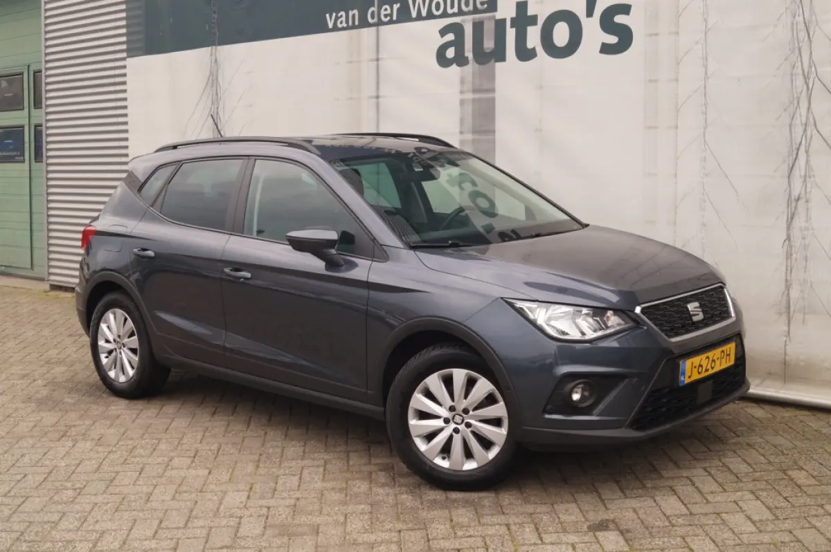 1.0 TSI Style Business Intense -ECC-NAVI-CAM-PDC-ACC-
