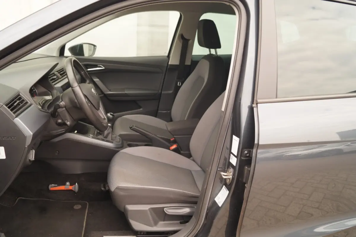 1.0 TSI Style Business Intense -ECC-NAVI-CAM-PDC-ACC-