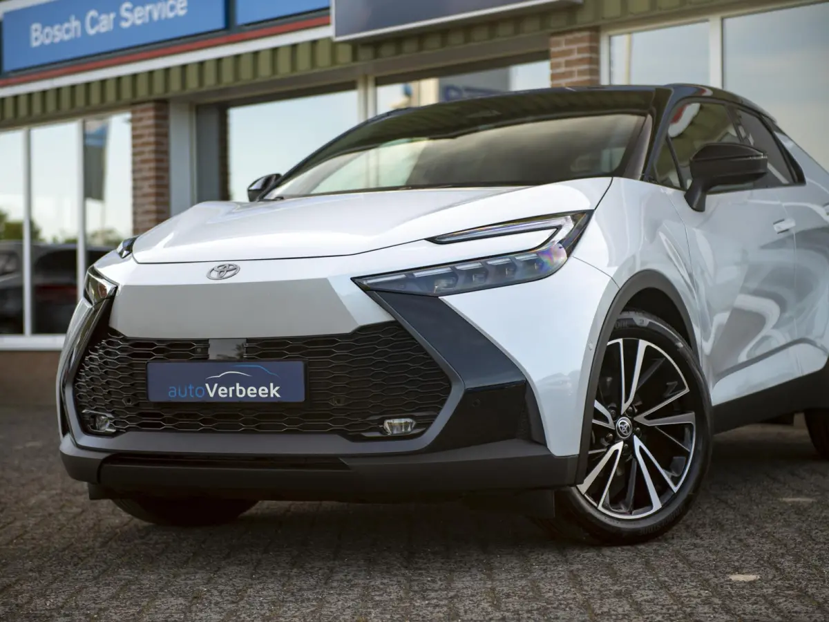 2.0 Hybrid 200 Première Edition | LED | Pano | Navi | Clima | Memorystoel | Stoelverwarming  | t.m. 10e jaar Toyota garantie!