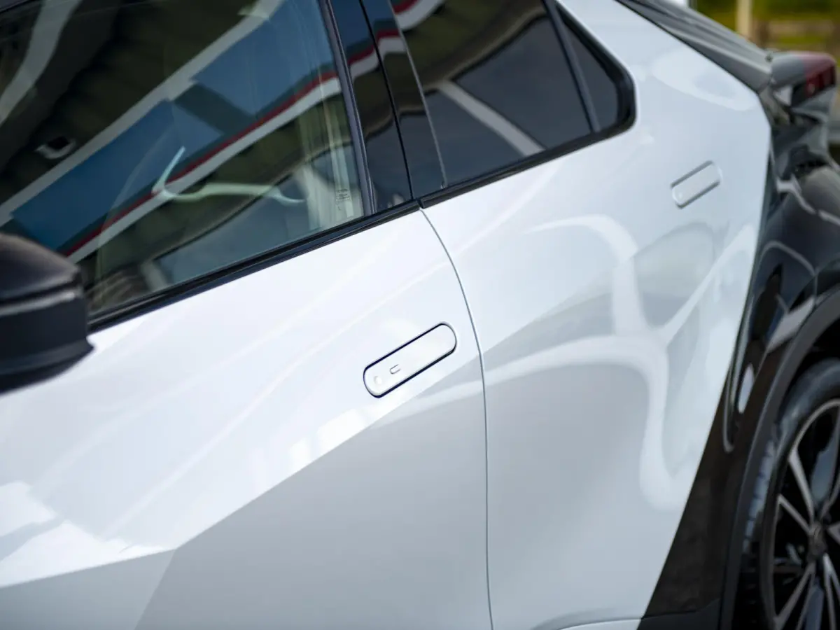 2.0 Hybrid 200 Première Edition | LED | Pano | Navi | Clima | Memorystoel | Stoelverwarming  | t.m. 10e jaar Toyota garantie!