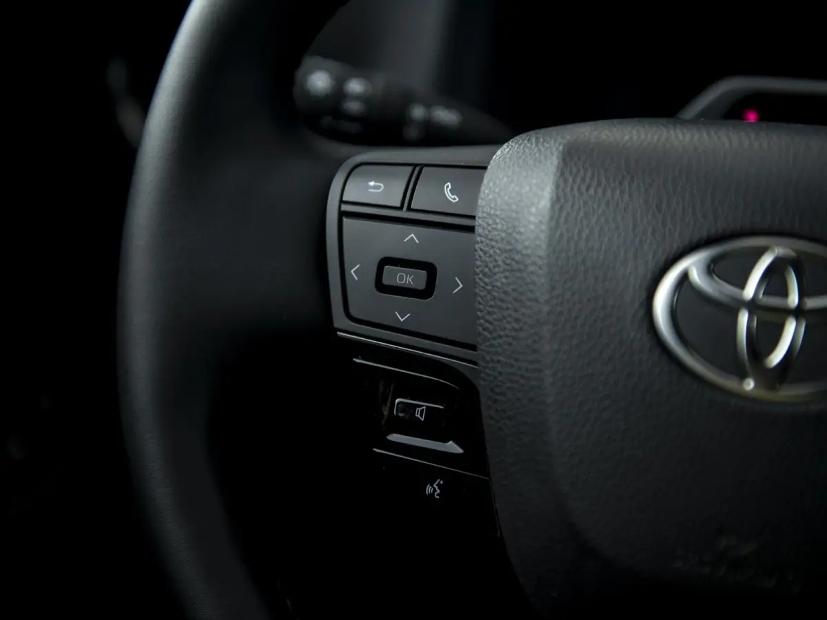 2.0 Hybrid 200 Première Edition | LED | Pano | Navi | Clima | Memorystoel | Stoelverwarming  | t.m. 10e jaar Toyota garantie!