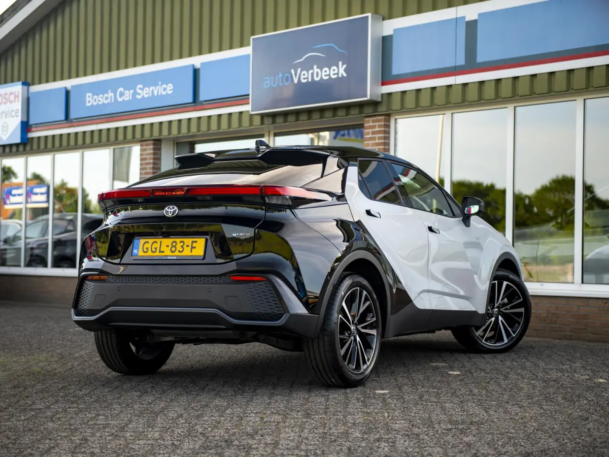 2.0 Hybrid 200 Première Edition | LED | Pano | Navi | Clima | Memorystoel | Stoelverwarming  | t.m. 10e jaar Toyota garantie!