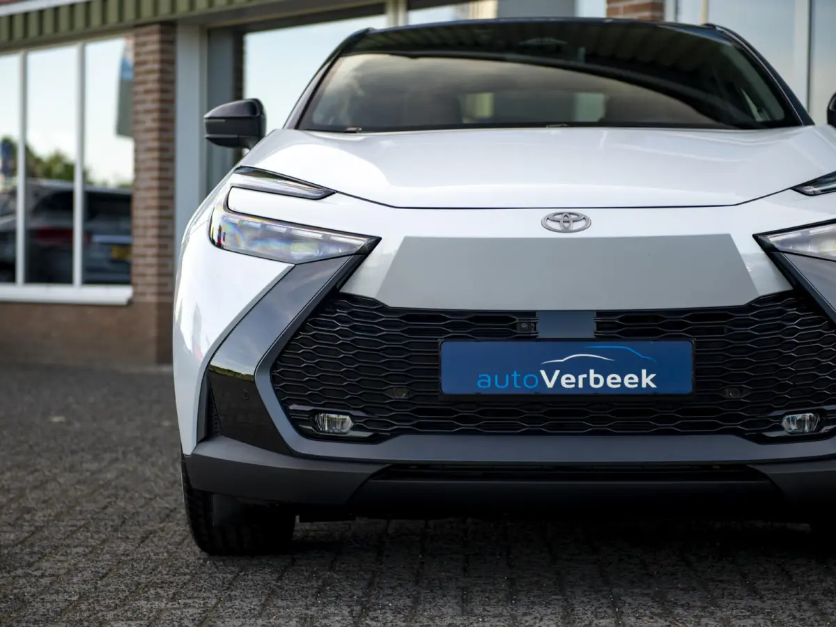2.0 Hybrid 200 Première Edition | LED | Pano | Navi | Clima | Memorystoel | Stoelverwarming  | t.m. 10e jaar Toyota garantie!