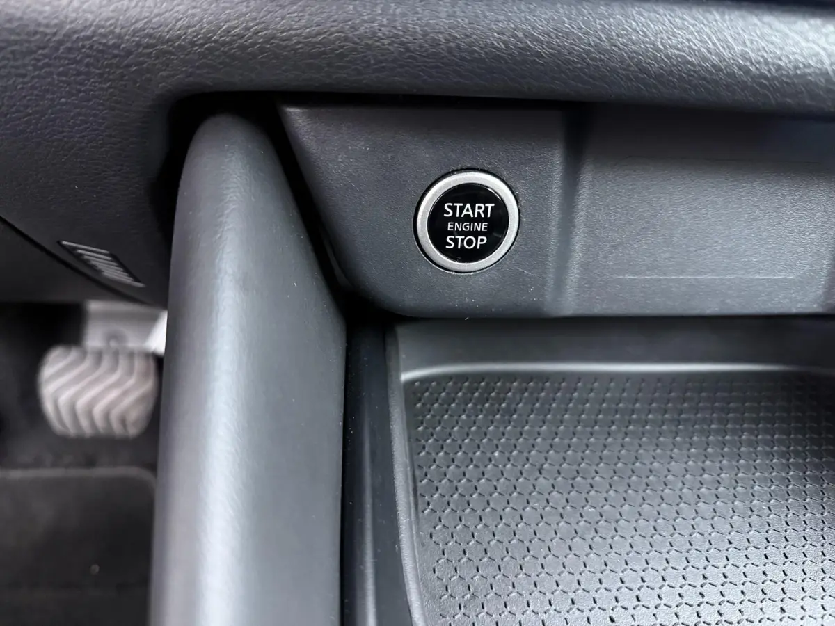 1.3 MHEV Xtronic N-Connecta | AUTOMAAT | Panoramadak |