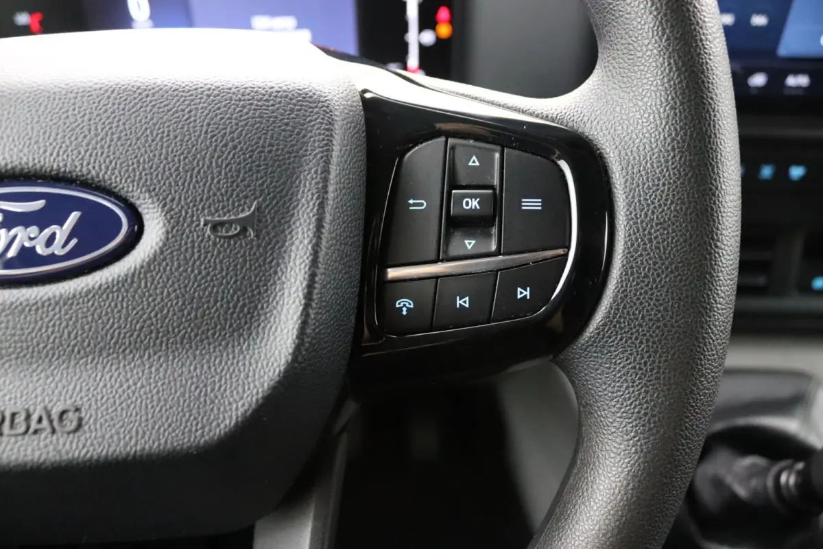 300 2.0 TDCI L2H1 Trend | CarPlay/Android Auto | Laadruimte Pakket | Cruise Control | Parkeersensoren