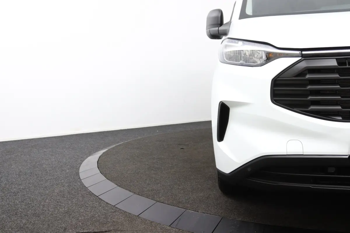 300 2.0 TDCI L2H1 Trend | CarPlay/Android Auto | Laadruimte Pakket | Cruise Control | Parkeersensoren