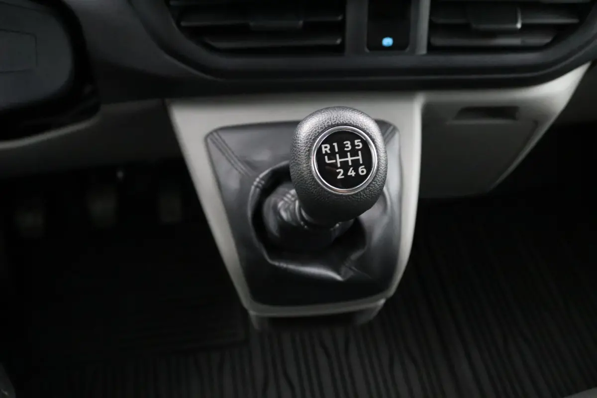 300 2.0 TDCI L2H1 Trend | CarPlay/Android Auto | Laadruimte Pakket | Cruise Control | Parkeersensoren