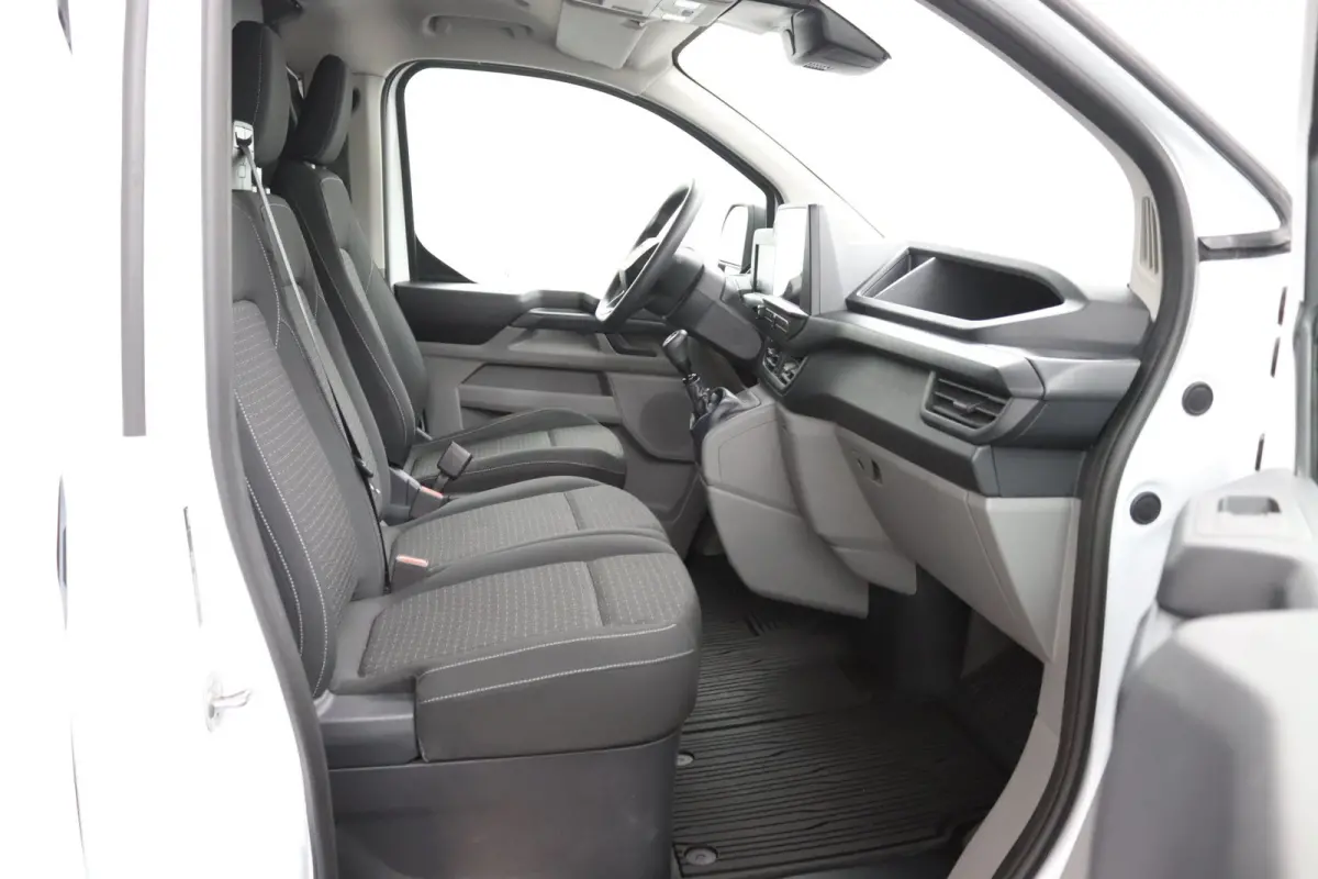 300 2.0 TDCI L2H1 Trend | CarPlay/Android Auto | Laadruimte Pakket | Cruise Control | Parkeersensoren