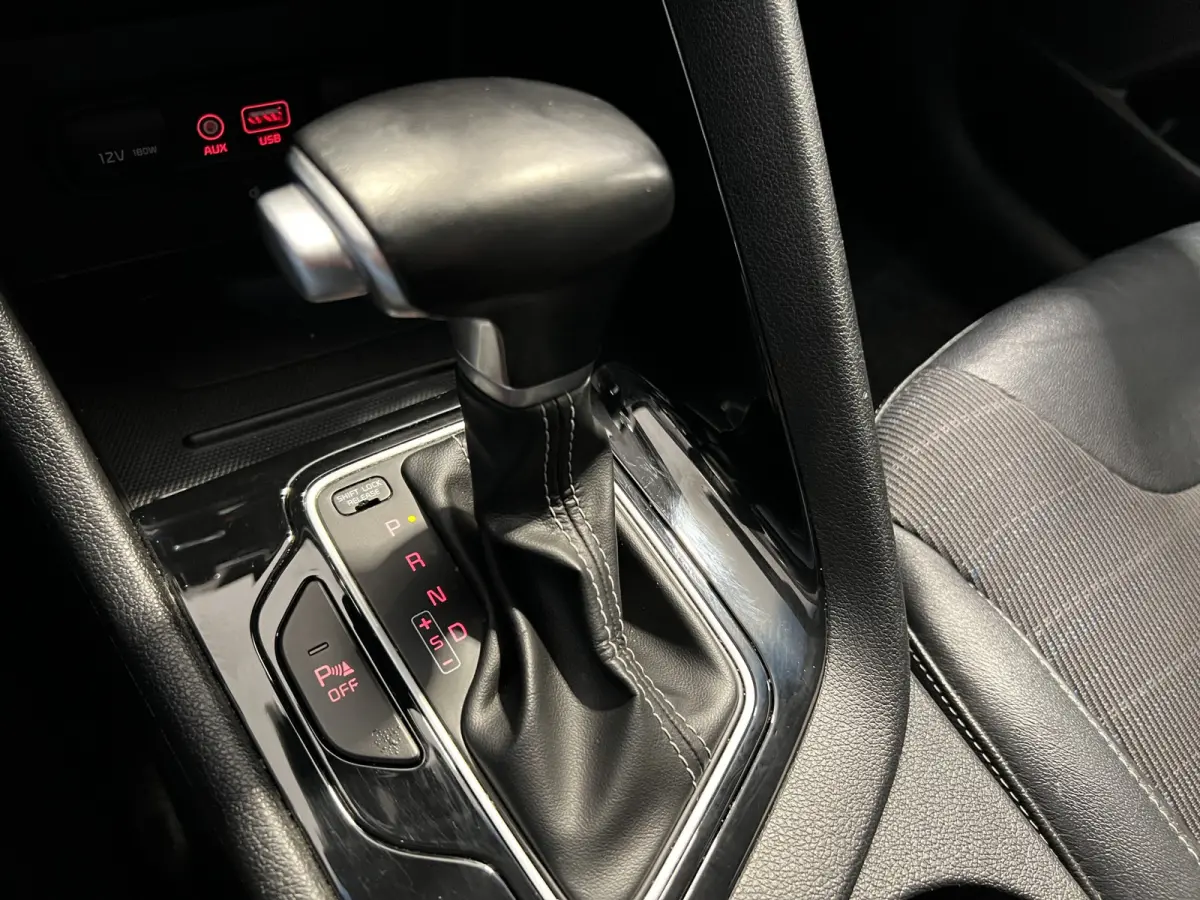 1.6 GDi Hybrid ExecutiveLine | Navigatie/Android/Apple Carplay | LM Velgen | Cruise Control