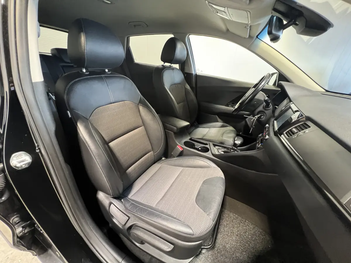 1.6 GDi Hybrid ExecutiveLine | Navigatie/Android/Apple Carplay | LM Velgen | Cruise Control