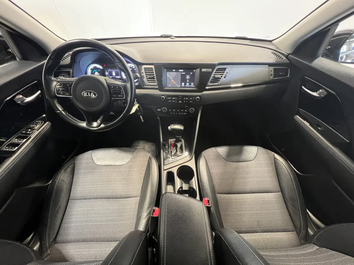1.6 GDi Hybrid ExecutiveLine | Navigatie/Android/Apple Carplay | LM Velgen | Cruise Control