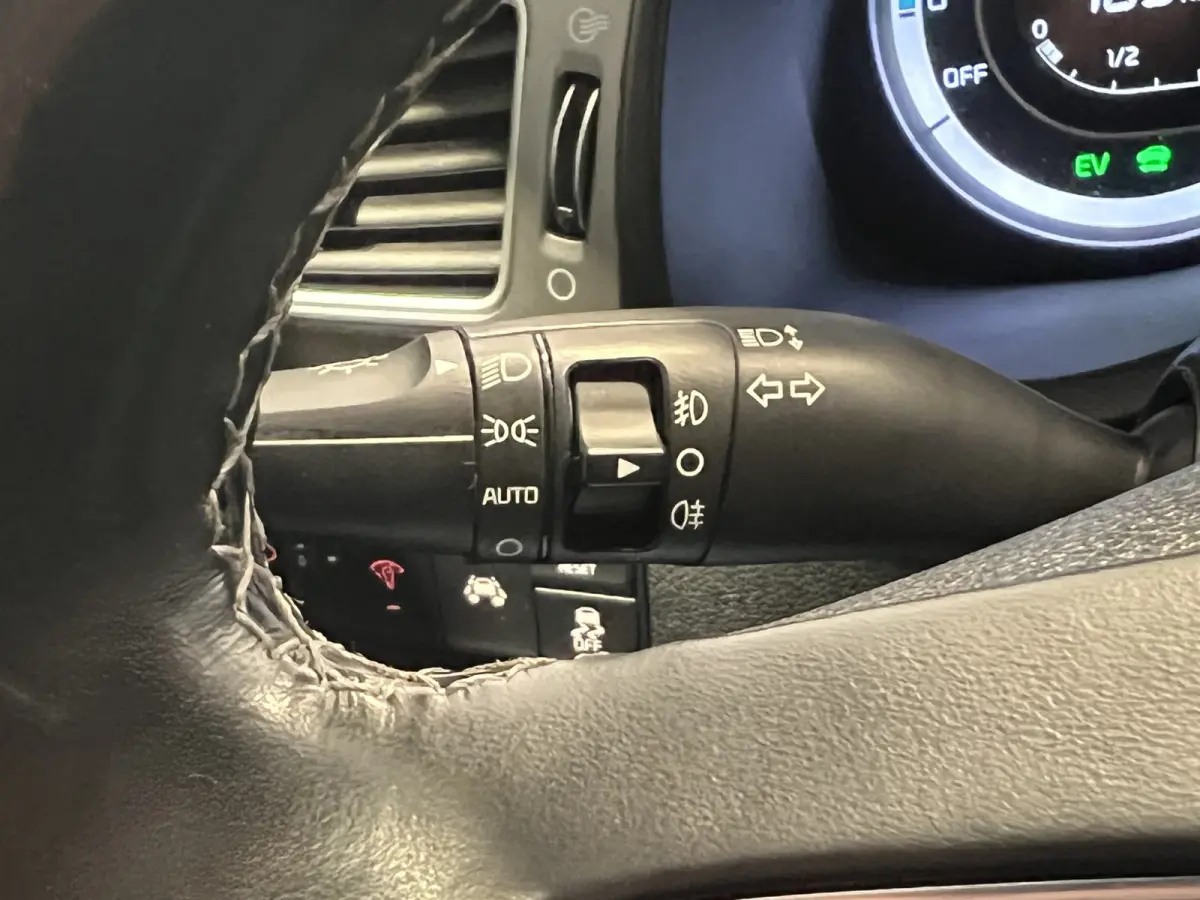 1.6 GDi Hybrid ExecutiveLine | Navigatie/Android/Apple Carplay | LM Velgen | Cruise Control