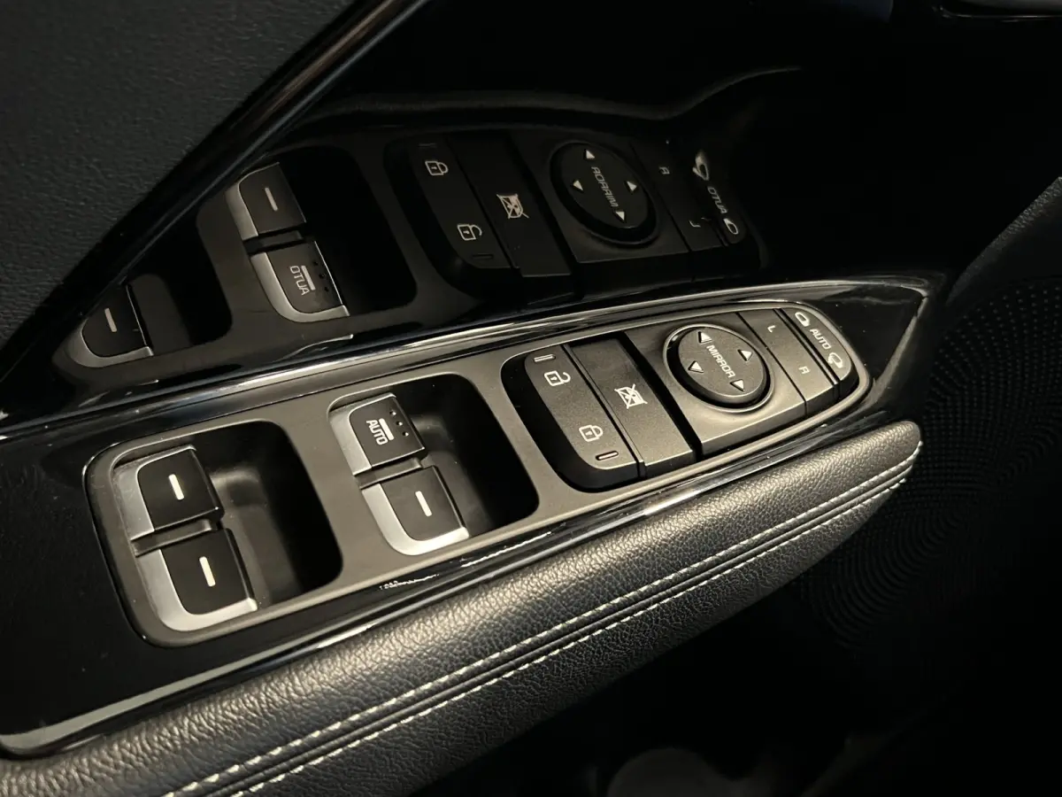 1.6 GDi Hybrid ExecutiveLine | Navigatie/Android/Apple Carplay | LM Velgen | Cruise Control
