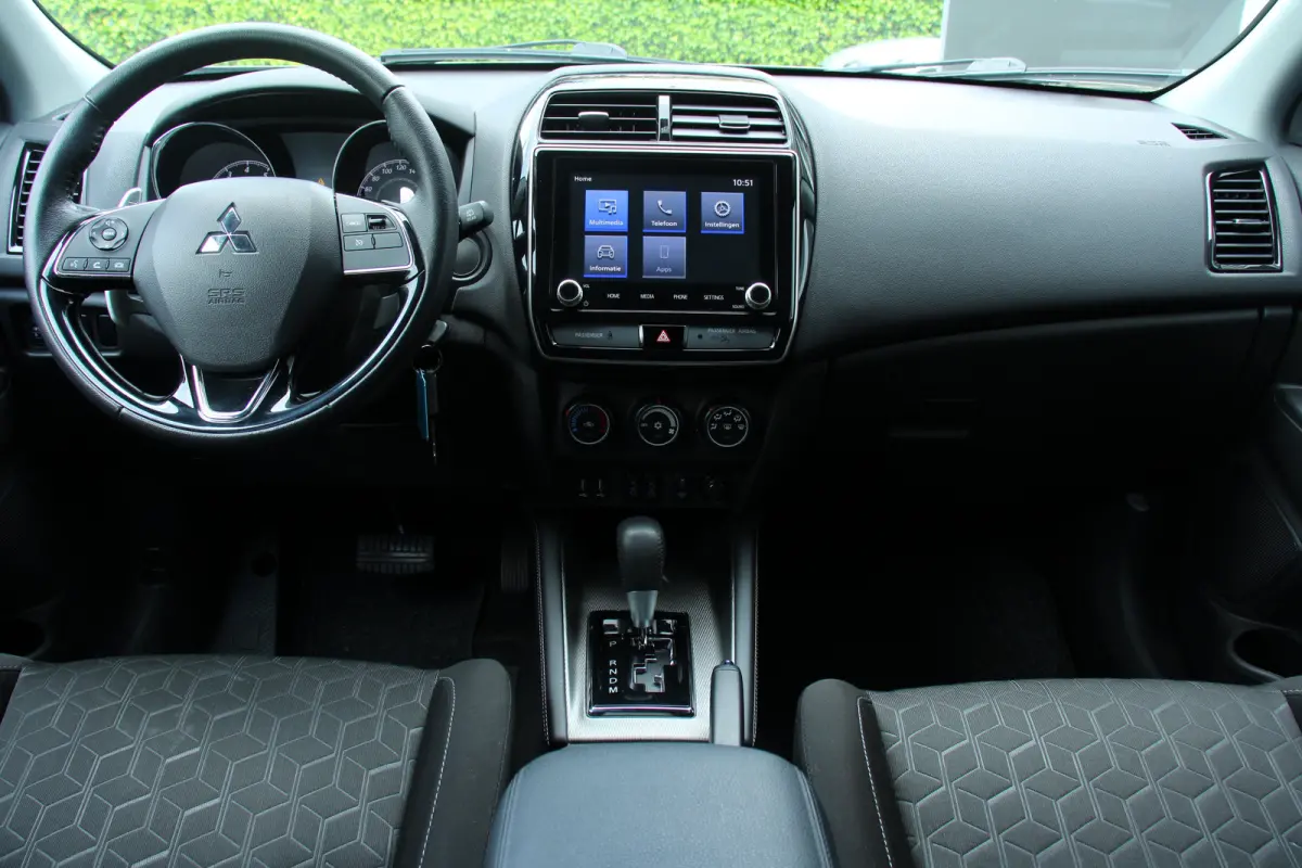 2.0 Pure AUTOMAAT | 1E EIGENAAR | CAMERA | STOELVERWARMING | LED | DAB | CRUISE CONTROL