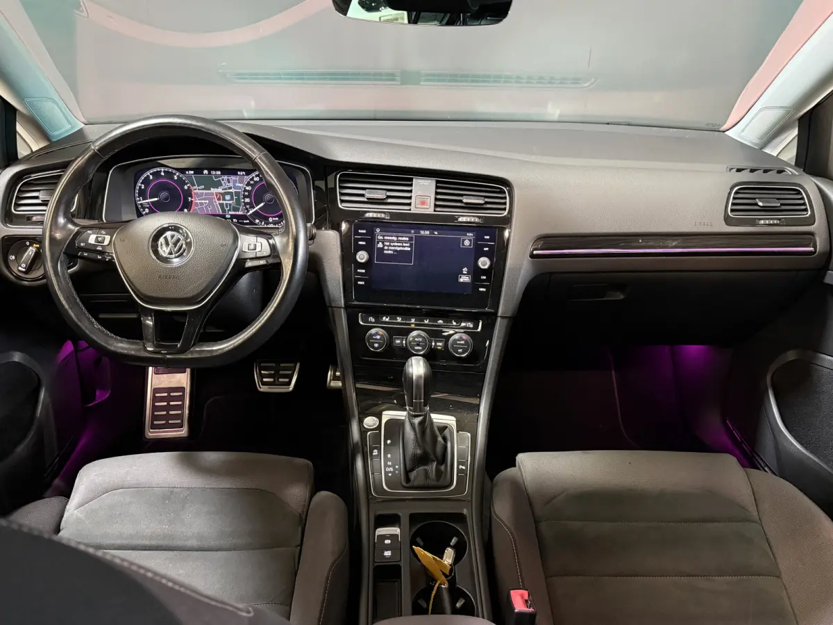 1.5 TSI Highline Business R | R-Line | Stoel/Stuurverw. | Panoramadak |