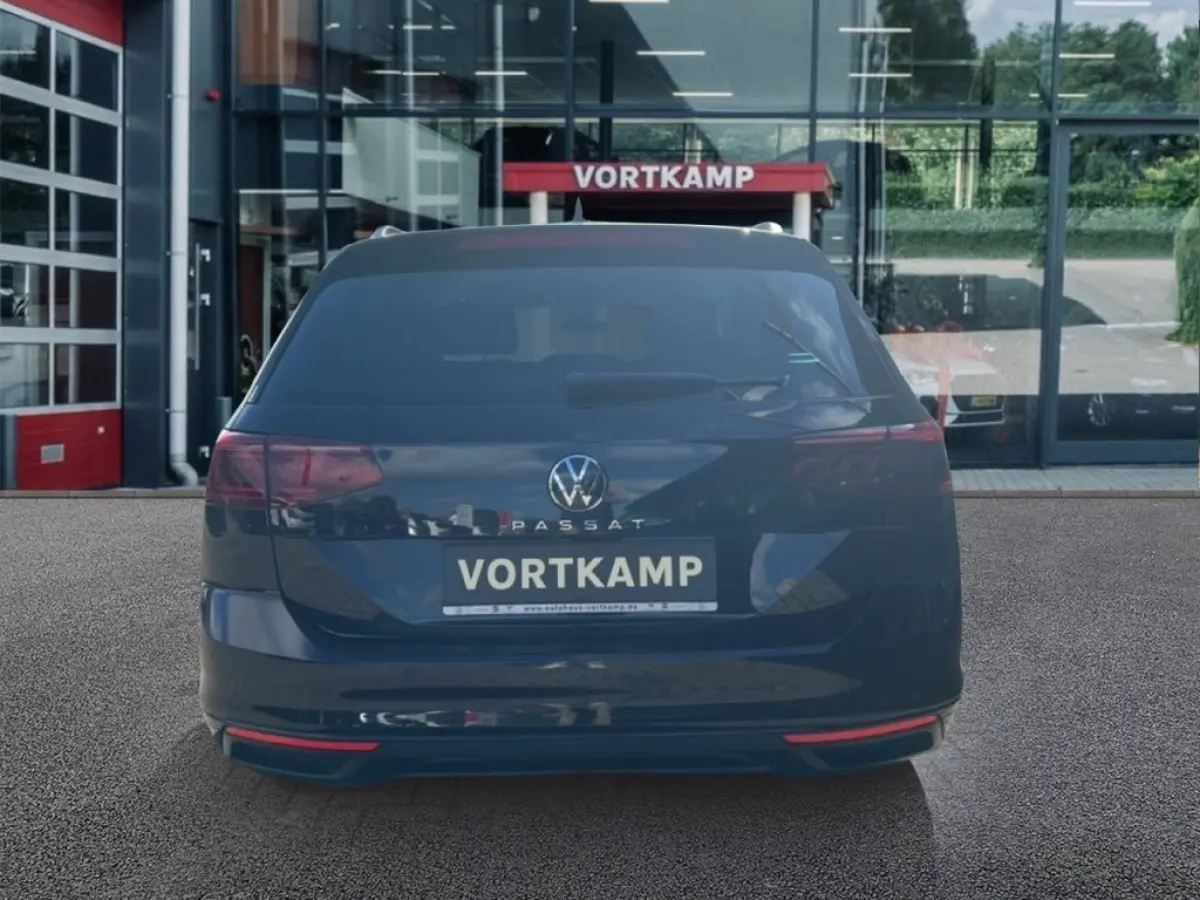 2.0 TDI BUSINESS CAMERA/DIG-DASH/IQ/ACC/STOELVERW/NAVI/CARPLAY