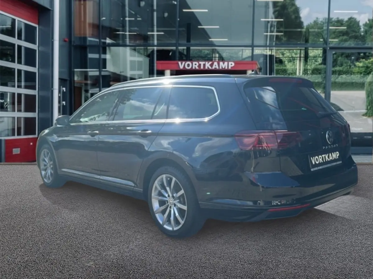 2.0 TDI BUSINESS CAMERA/DIG-DASH/IQ/ACC/STOELVERW/NAVI/CARPLAY