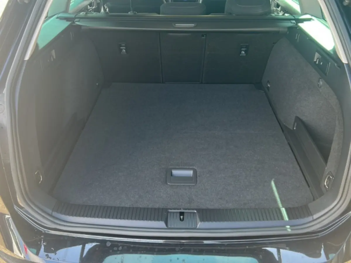 2.0 TDI BUSINESS CAMERA/DIG-DASH/IQ/ACC/STOELVERW/NAVI/CARPLAY