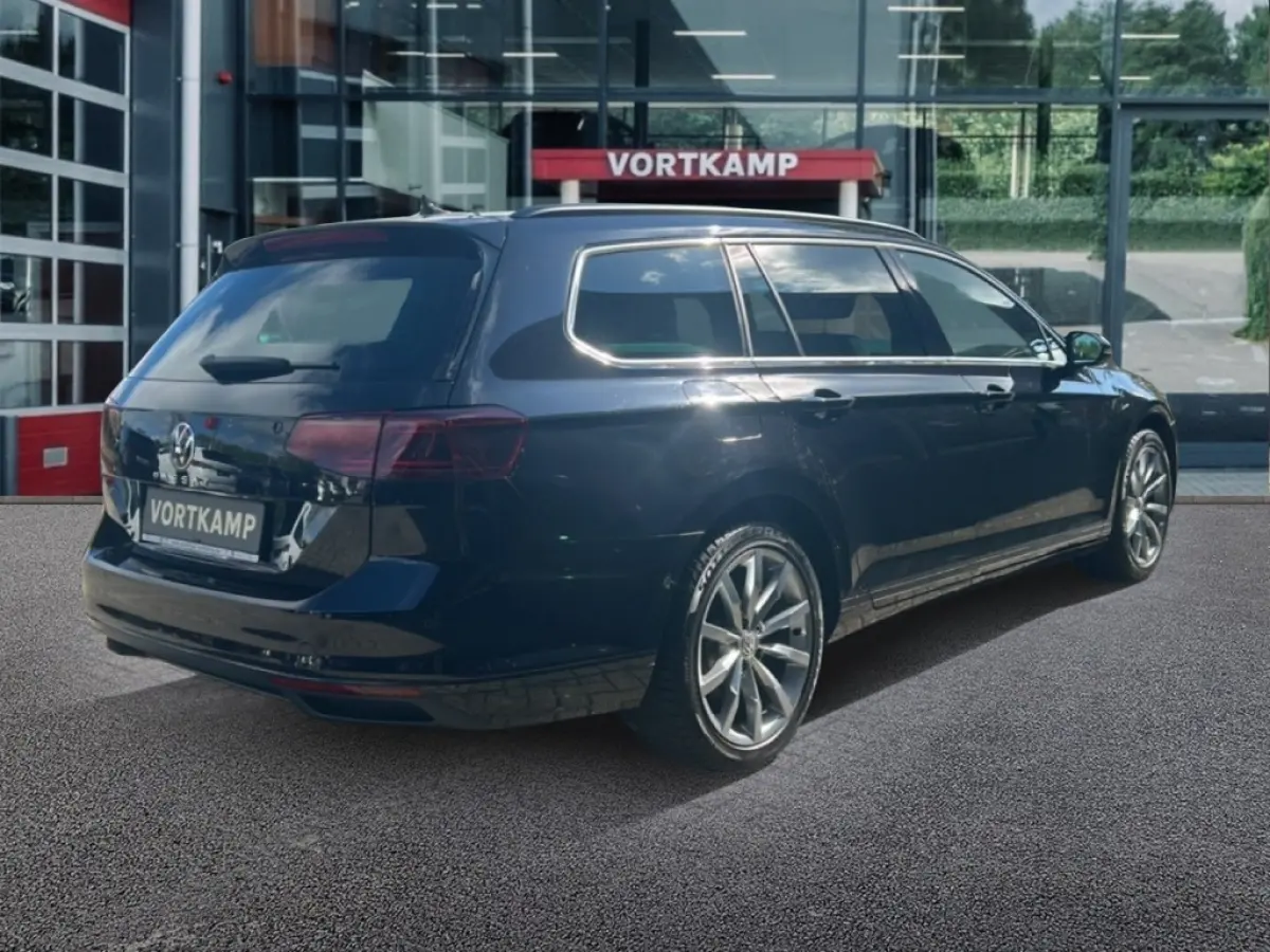2.0 TDI BUSINESS CAMERA/DIG-DASH/IQ/ACC/STOELVERW/NAVI/CARPLAY