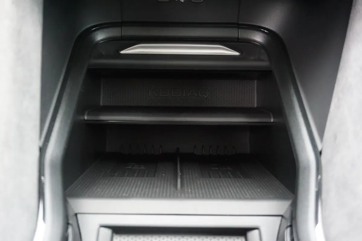 1.5 TSI 204pk PHEV Business Edition | Panoramadak | Trekhaak | Head-up