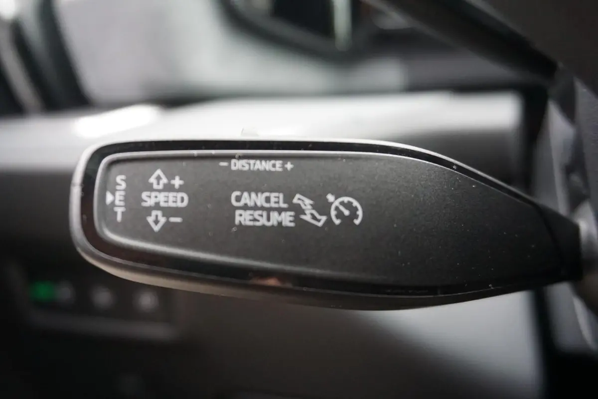 1.5 TSI 204pk PHEV Business Edition | Panoramadak | Trekhaak | Head-up