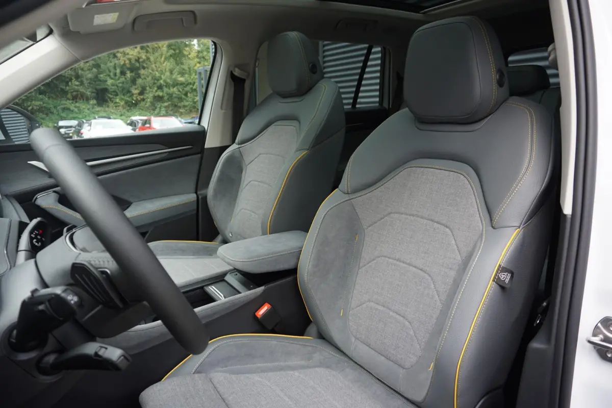 1.5 TSI 204pk PHEV Business Edition | Panoramadak | Trekhaak | Head-up